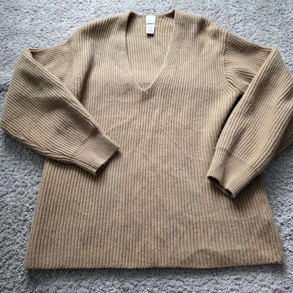 H&M Beige Wool Ribbed Sweater